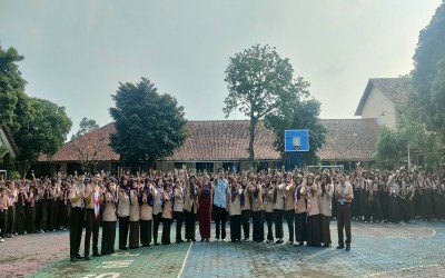 SEMINAR MOTIVASI DAN MENTAL HEALTH SMP N 5 KARANGANYAR
